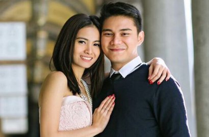 Bertema Musim Panas, Acha Septriasa Dikecup Mesra Sang Tunangan di Foto Prewed