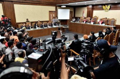 Diduga Terlibat Suap, Hakim Perkara Jessica Wongso Akan Diperiksa?