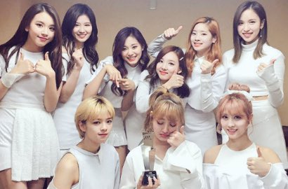 Konsep Tak Jauh Beda, Twice Tetap Unyu di MV Versi Dance 'TT'