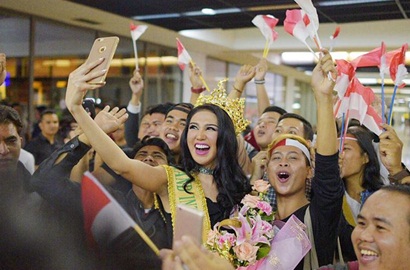 Pulang, Ariska Miss Grand International Terharu Disambut Lagu 'Indonesia Raya'