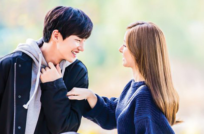Bak Pacaran, Song Jae Rim - Kim So Eun Asyik Bercanda di BTS 'Our Gab Soon'