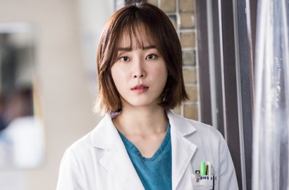 Biasa Galak, Seo Hyun Jin Akan Nari Dengar Musik di 'Romantic Doctor'