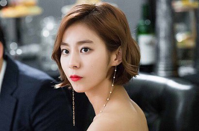 Bikin Penasaran, Uee Syok Todongkan Pistol di 'Night Light'
