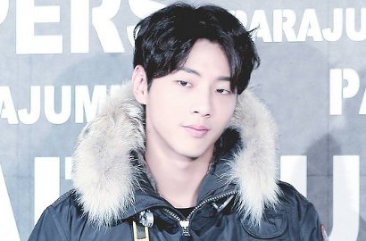 Biasa Kalem, Ji Soo Tampil Seksi dan Menggoda di Marie Claire