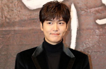 Syuting Iklan, Gantengnya Lee Min Ho Baru Mandi Dijamin Bikin Meleleh