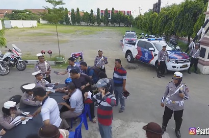 Kreatif, Video Mannequin Challenge Operasi Zebra Polres Brebes Jadi Viral