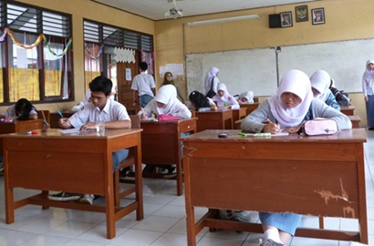 Inspiratif, Bekas Pedagang Asongan Ini Dirikan Sekolah Gratis