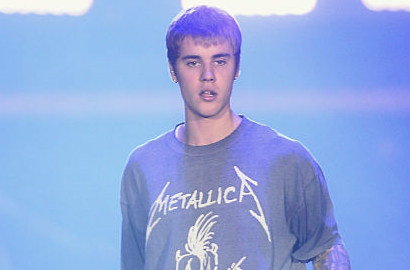 Bikin Ulah Lagi, Justin Bieber Tonjok Penggemarnya Hingga Berdarah