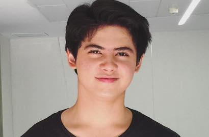 Pose Gila Bareng Ramzi, Aliando Siapkan Sinetron Baru?