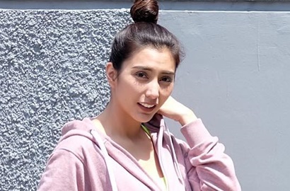 Pamer Gaya Rambut Baru Hingga Belahan Dada, Tyas Mirasih Bikin Netter Kesensem