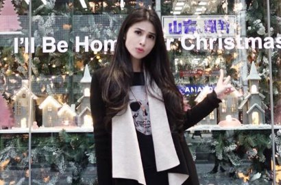 Sandra Dewi Diprotes Jarang Pamer Foto Suami dan 'Gandeng' Pria Lain
