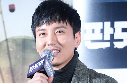 Kerap Bikin Terpesona, Kim Nam Gil Malah Kaget Dibilang Ganteng