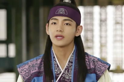 V BTS Akui Karakternya di 'Hwarang' Bodoh dan Naif, Kok Bisa?