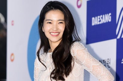 Berkat 'The Handmaiden', Kim Tae Ri Jadi Aktris Pendatang Terbaik di Blue Dragon Film Awards 2016