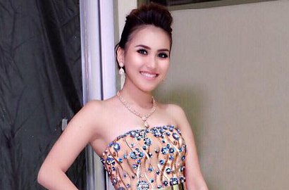 Kasihan, Ayu Ting Ting Dianggap Jadi 'Pembawa Sial' Hingga 2NE1 Bubar