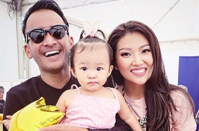 Ruben Onsu Unggah Postingan Soal 'Adik Thalia', Sarwendah Hamil Lagi?