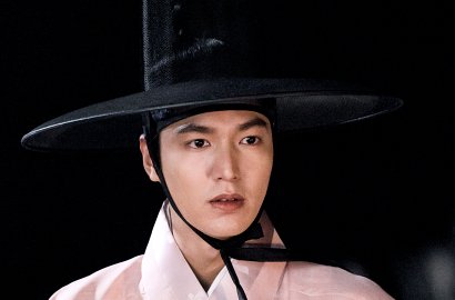 Gantengnya Lee Min Ho di Foto Adegan 'Legend of the Blue Sea'