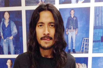 Bikin Mannequin Challenge di Atas Ranjang, Ello Malah Buat Netter Jantungan