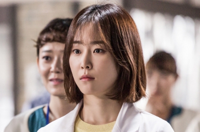 Ditodong Celurit di 'Romantic Doctor', Bagaimana Nasib Seo Hyun Jin?