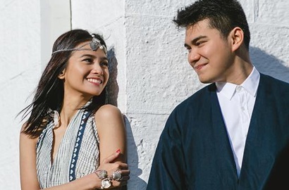 Mahar Pengantin Terungkap, Acha Septriasa Pamer Foto Pre-Wedding Romantis