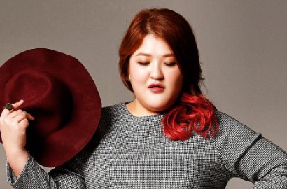 Kasihan, Lee Guk Joo Jadi Bahan Olokan Netter Karena Pose Seksi di Foto Ini