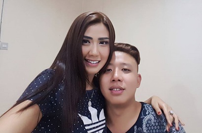 Garap Lagu Bareng, Rey Utami dan Suami Ingin 'Selalu Bersama' Jadi Doa