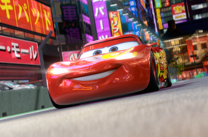 Poster 'Cars 3' Tampilkan Kecelakaan Dramatis Lightning McQueen