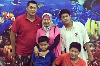 Istri Donny Kesuma Sempat Galau di Instagram, Isyarat Rumah Tangga Bermasalah?