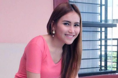 Pakai Foto Lawas dan Gaun Butik Lain, Promo Brand Ayu Ting Ting Disindir Netter