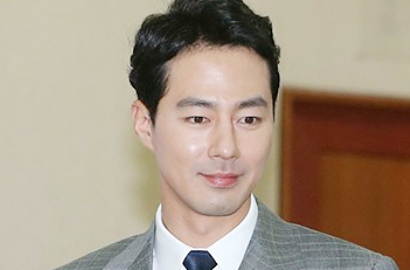 Bikin Penasaran, Jo In Sung-Jung Woo Sung Pesta 'Minuman' di Poster 'The King'
