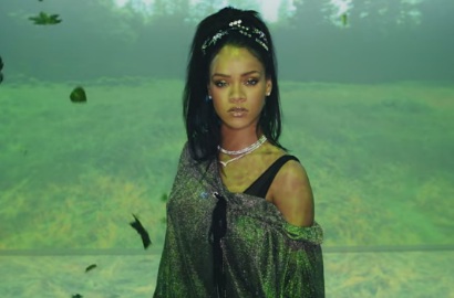 MV Calvin Harris-Rihanna 'This Is What You Came For' Tembus 1 Miliar Viewers