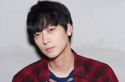 Ganteng Bak Idol, Foto Jadul Kang Dong Won Ini Dijamin Bikin Klepek-Klepek