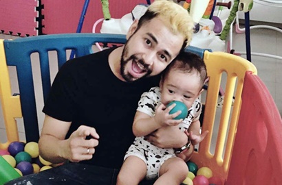 Bikin Netter Geram Lagi, Raffi Ahmad Ketahuan Follow Akun Bisnis Ayu Ting Ting