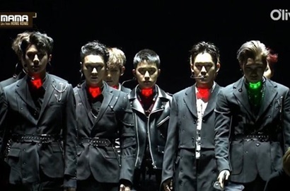 Gemerlap, EXO Keren Nyanyi di Atas Panggung 'Melayang' MAMA 2016