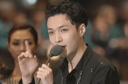 Pidato Kemenangan Lay EXO di MAMA 2016 Ini Sindir Grup Junior?