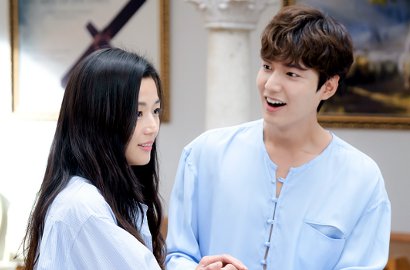 Jun Ji Hyun - Lee Min Ho Ngakak Hingga Serius Baca Naskah di BTS 'Legend of Blue Sea'