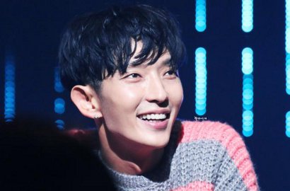 Keren Bawakan 'For You' OST 'Moon Lovers' Saat Fanmeet, Lee Jun Ki Banjir Pujian