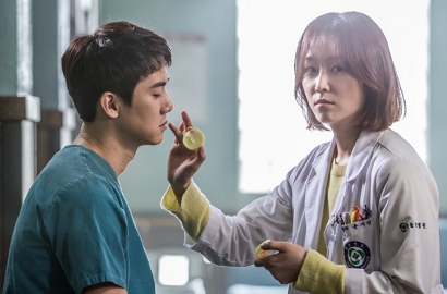Drama Jin Goo Makin Turun,  'Romantic Doctor' Pertahankan Rating 20 Persen