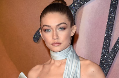 Kalahkan Bella, Gigi Hadid Raih Penghargaan Model Terbaik 2016