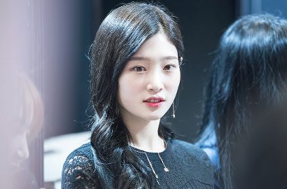 Seksi Pamer Perut Rata, Jung Chae Yeon Malah Dibilang Media Play