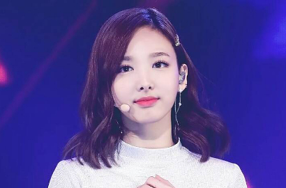 Bentuk Hidung Berubah, Nayeon Twice Dicurigai Netter Lakukan Oplas