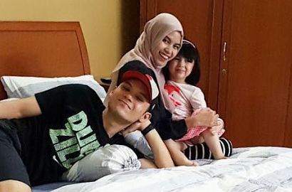 Bareng Anak Istri, Intip Foto-Foto Liburan Seru Ben Kasyafani ke Australia