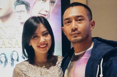 Beda Agama dan Usia Terpaut 12 Tahun, Yama Carlos Tetap Optimis Nikahi Pramugari Cantik