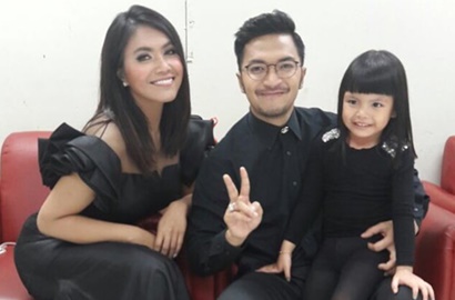 Ciee, Denada Janji Kabari Rencana Pernikahannya dengan Ihsan Tarore