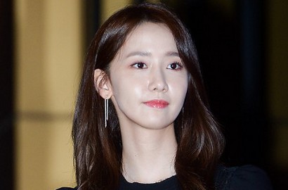 Dispatch Publikasikan Foto-Foto Yoona di Backstage, Seperti Ini Cantiknya