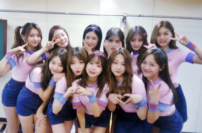 Usai Mamamoo dan Twice, IOI Ikutan Rilis Lightstick Unyu Berbentuk Makanan
