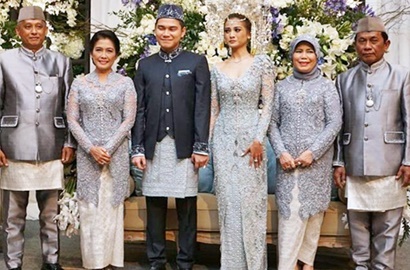 Bikin Netter Melongo, Kerennya Mannequin Challenge Pernikahan Acha Septriasa