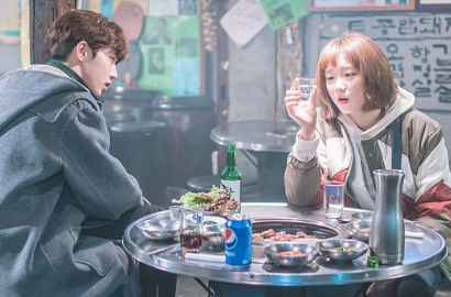 Nam Joo Hyuk Nekat Kecup Bibir Lee Sung Kyung di 'Kim Bok Ju'?