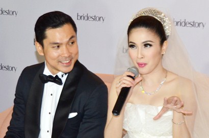Buka-Bukaan, Sandra Dewi Bicara Soal Malam Pertama dengan Sang Suami