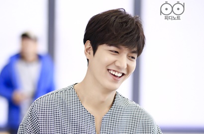 Santainya Lee Min Ho Ajak Ngobrol Kuda Saat Syuting 'Legend Of The Blue Sea'